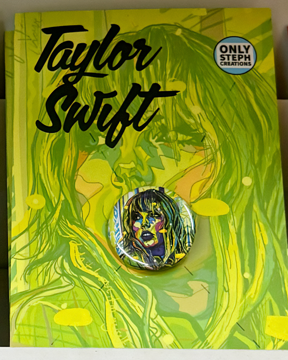 Taylor Swift Pin
